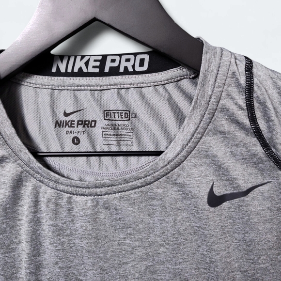 NIKE Mens Pro Fitted Short Sleeve Top Size Large - Picture 10 of 10